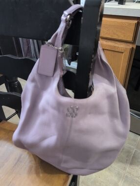 Coach Rare Pebble Leather Lavendar Hobo 10x15